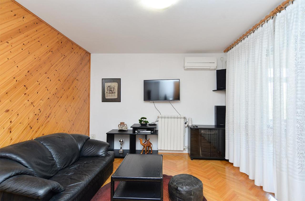 Apartments Irena 531 普拉 外观 照片