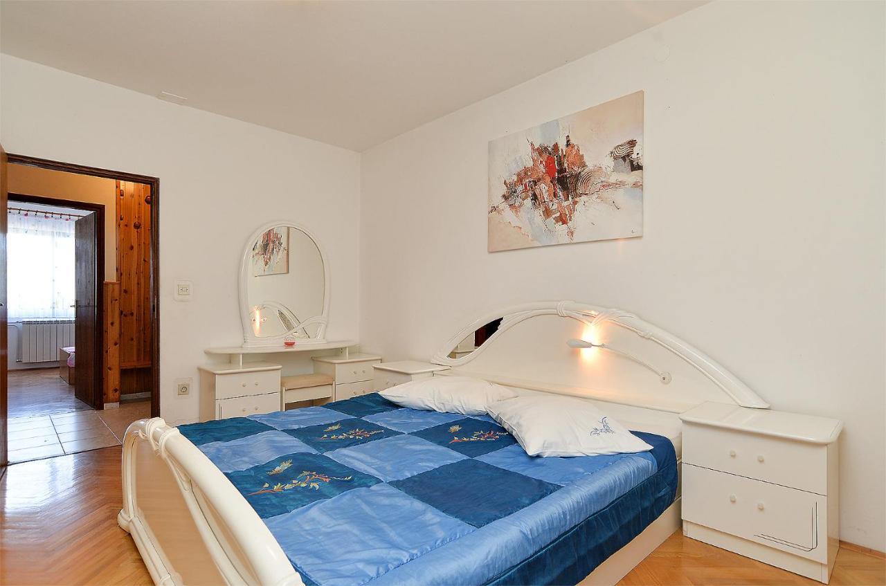 Apartments Irena 531 普拉 外观 照片