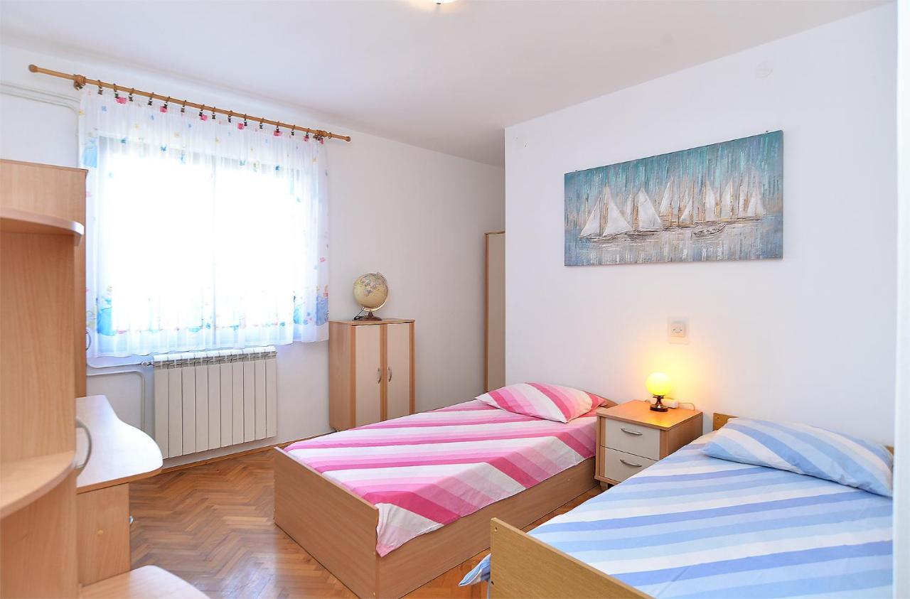 Apartments Irena 531 普拉 外观 照片